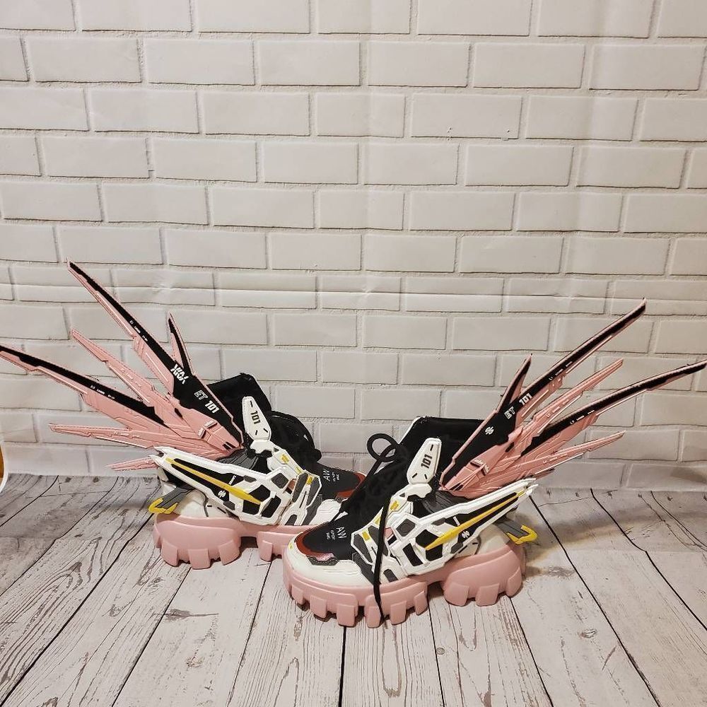 Anthony Wang Sour Sop 04 Gundam Wing Pink Sneakers US Women 7